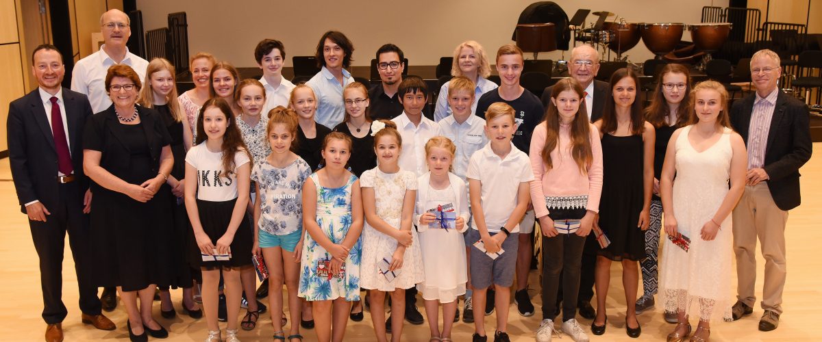 Filderstadt, Bernhausen, Musikschule FILUM, Filum, Matinee, Preisträgerkonzert "Jugend musiziert" mit Ehrungen, Jugend musiziert
Fotograf: Günter E. Bergmann - Photography
Aufnahmedatum: 15.07.2018